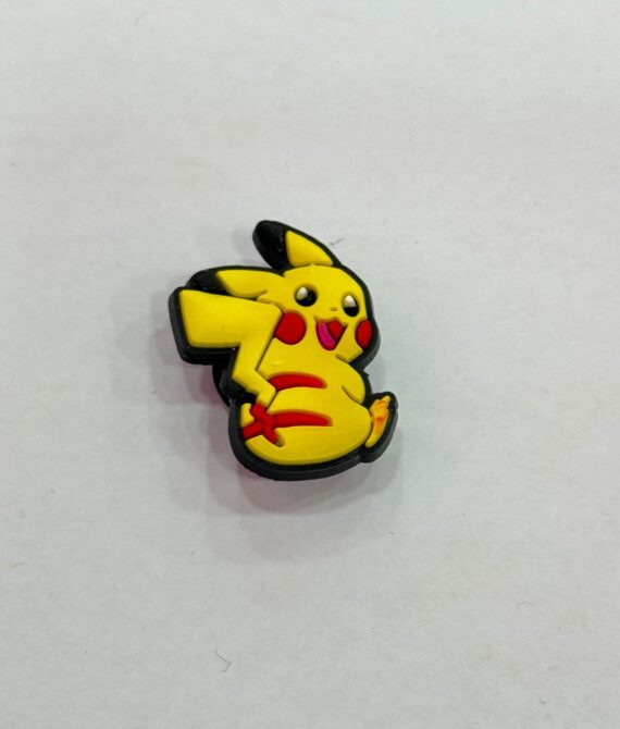 Pin para crocs de Pikachu 3