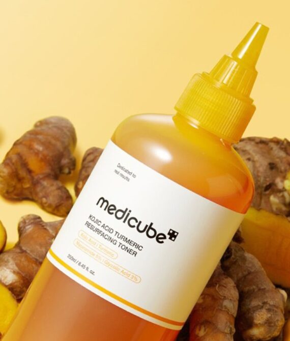 Tónico Kojic Acid Turmeric Resurfacing Medicube