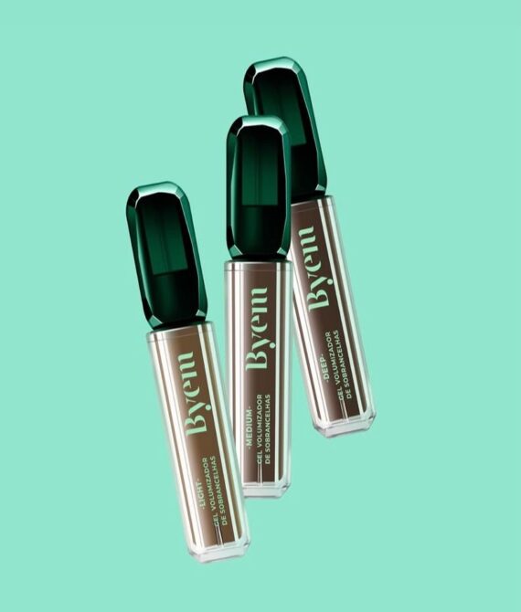 Gel de cejas con color de Byem Beauty