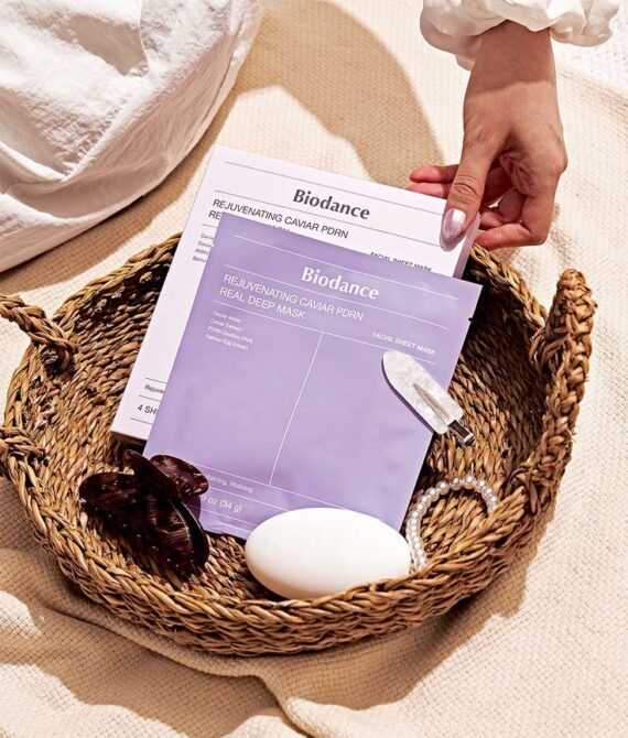 Máscarilla Rejuvenecedora De Caviar PDRN Reel Deep Biodance